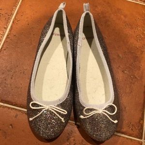 Girls Jcrew sparkly ballet flats.